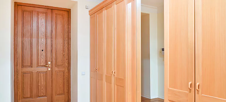 Glass Closet Door Repair in Poinciana, FL