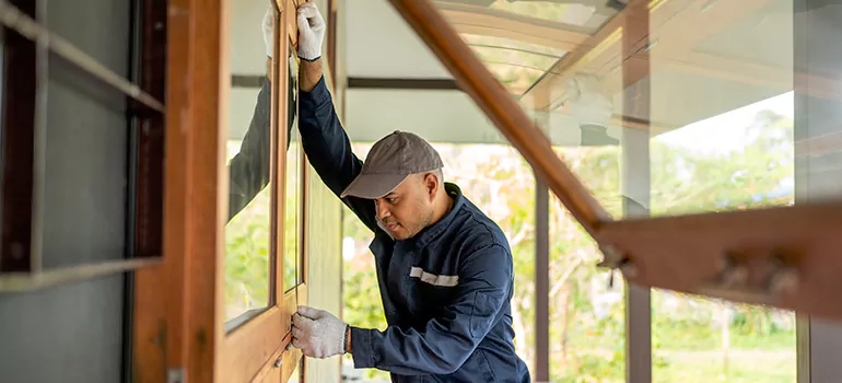 Double Hung Vinyl Window Sash Replacement in Poinciana, FL